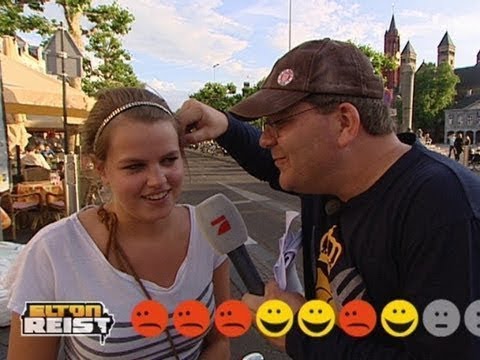 Elton - Die Deutschen und die Holländer haben ja nicht das beste Verhältnis - da hilft nur gemeinsam Lachen! Die ganze Folge auf MySpass: http://www.myspass.de/4605 ...