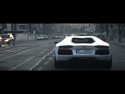 Lamborghini Aventador LP700-4
