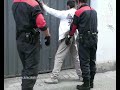 DETENIDO POR LA ERTZAINTZA TRAS FORZAR VEH�CULO.