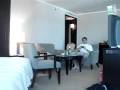 videos de Skatign in Zhu Hai China Hotel Room