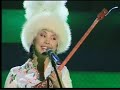 in this klip she looks really beatiful