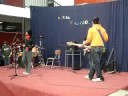 UN TRES 60 CON EL BAJO