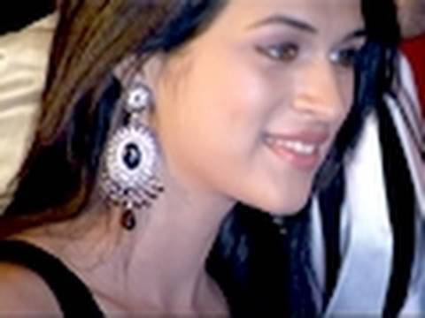 HoT Beauty from Lawhore or Lahore ????