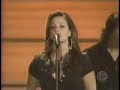 Sara Evans peforming \"coalmine\" at the 2006 ACM Awards.