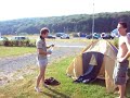 Böses Erwachen beim Camping Böses Erwachen beim Camping