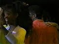 van van de cuba   canta  pedrito calvo