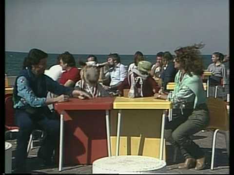 דולפינריום - דולפינריום תל אביב - מתוך שלוש ארבע חמש וחצי.