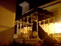 aunque la calidad es bastante mala(hecho con movil),vale la pena admirar el palio girar al compas de la emotiva melod�a.
