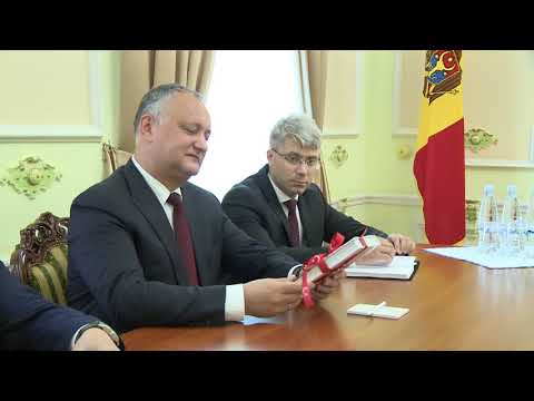 Президент Республики Молдова Игорь Додон провел встречу с временным поверенным в делах Турецкой Республики в Республике Молдова Искендером Кемалем Окьяем
