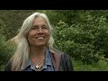 Permaculture expert Penny Livingston-Stark shows how natural systems can teach us better design practices. Learning to work with the earth not only creates a healthier environment, it also nourishes the people who live in it.