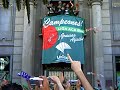 Lazaro hablando y cava para todos