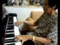 videos de 85 y.o pianist