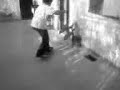 Caduta con skateboard...che risate...Super stunt