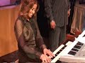 dorinda clark cole plays the organ!