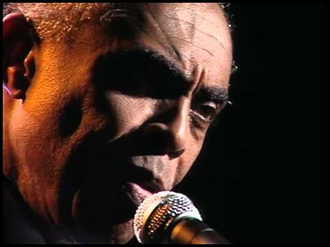 ensaio - Gilberto Gil é o convidado de Fernando Faro deste Ensaio especial. No programa, Gil relembra de sua infância em Ituaçu, interior da Bahia; da relação com os ...