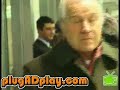 archivio storico torino. i torinesi vanno ad assistere alla camera mortuaria con la salma di giovanni agnelli, allestita nella sede storica della fiat, nel lingotto. gennaio 2003.
immaginenuova
www.immaginenuova.it