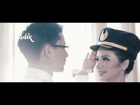 Sammy Simorangkir - Tulang Rusuk (Official Lyric) Sammy Simorangkir - Tulang Rusuk (Official Lyric)