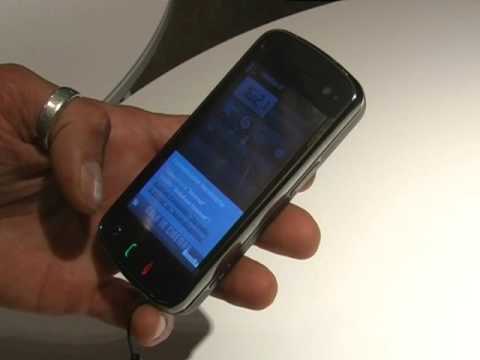 blogosfere - http://hightech.blogosfere.it Blogosfere alla scoperta del nuovo Novia N97. Spiegazione di Marco Pandocchi, Head of Operative Product Management di Nokia Ita...