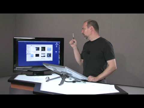Quicktime X - D.Lee Beard reviews and demos Mac OS X Snow Leopard's Quicktime X. He explains how to trim the video in Quicktime X, how to view chapter markers in Quicktime...