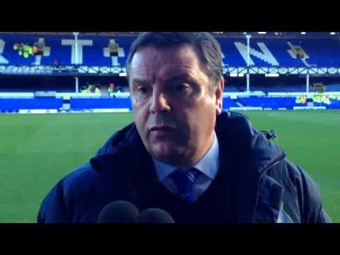 Video: Pitchside build-up with Sharpy and Darren Griffiths ahead of the Stoke game