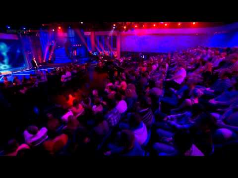 starcast - This show was recorded in London on June 14 2011. James Blunt performed You're Pitiful and new single I'll Be Your Man on the show. Enjoy! www.jamesblunt.com.
