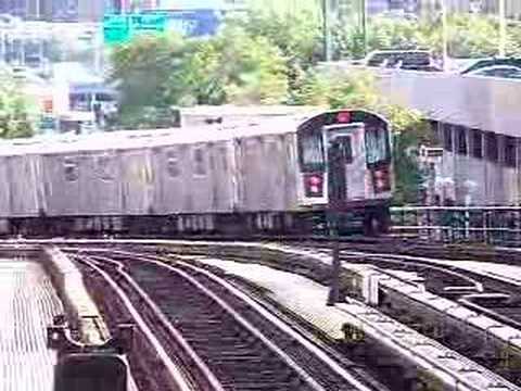 MustangFan424 - This is a video I took of a R142 4 Train Departing 161st Yankee Stadium With a R62 4 Train Entering the station.