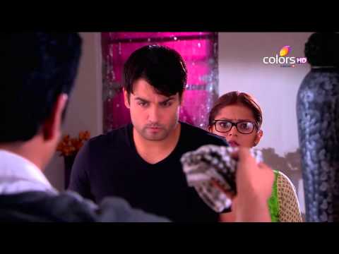 Madhubala - Tamanna accuses Madhu of being a thief and creates a scene. Pam calls Abhay out and before he can come out, Raju comes and pushes Tamanna. Raju declares that...