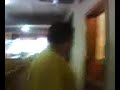 misael cagando se kedo encerrado