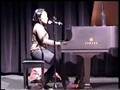 videos de Keisha Johnson Playing The Piano And Singing At UT