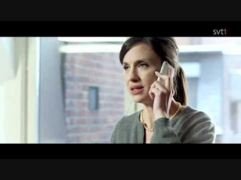 guldbaggegalan - Guldbaggegalan 2011, Petra Mede tar Snabba Cash till hjälp för att öka sitt gage. Guldbaggen 2011 med Petra Mede.