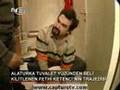 Tuvalette Kilitlenen Adam :D - (Şahan Gökbakar)