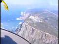 videos de More seenic flite along cliff and sea in zenair