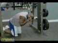 Encogimientos en polea alta arrodillado