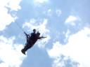 Splinter, Carol e Thamy pulando de Skycoaster