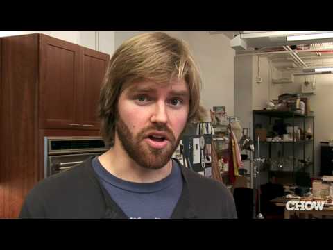 Oatmeal - http://www.chow.com - Jeremy Oldfield knows his oats. He shuns instant oatmeal for whole oat groats, which aside from being fresher, provide much more nutrie...