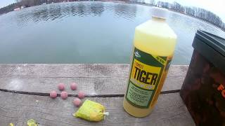 Атрактант Dynamite Baits Sweet Tiger & Corn Liquid Attractant