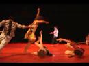 Pesquisa de dança comtemporânea da Cia. Oito Nova Dança, São Paulo, Brasil.Direção: Lú Favoreto.Duração: 1h10