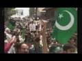 Tyrannt India imposes curfew in Kashmir