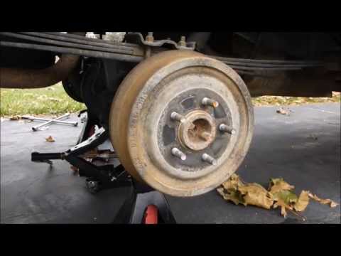 how to adjust drum brakes on a truck
