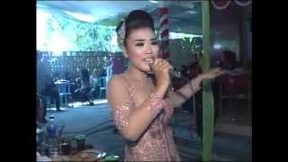 Selimut Tetangga Campursari Dangdut Candu Iromo live Jetak Sragen