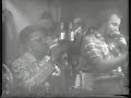 peruna jazzmen m eva taylor 1. co. mikael zuschlag, 2.co. peter aller, cl. claus forchhammer, trb. arne hojberg pno. annette strauss, bjo.michael b�ving, tu. leo hechmann, wasb. mik schack, www.peruna-jazzmen.dk
rec maj 1975 