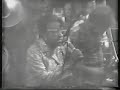 peruna jazzmen m eva taylor 1. co. mikael zuschlag, 2.co. peter aller, cl. claus forchhammer, trb. arne hojberg pno. annette strauss, bjo.michael b�ving, tu. leo hechmann, wasb. mik schack, www.peruna-jazzmen.dk
rec maj 1975 