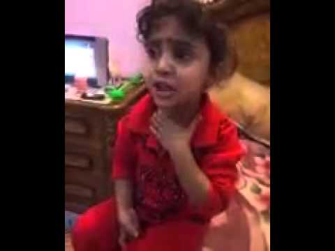 بنات صغيرة