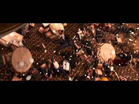 cruise ship capsized - The moment Poseidon capsizes. Warner Bros. Entertainment.