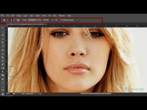 how to use the blur tool in photoshop