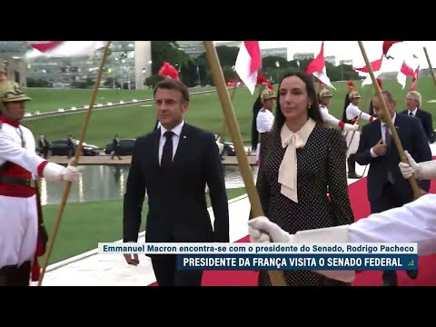 Macron no Congresso: presidente francês sobe a rampa e é recebido por Pacheco