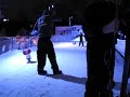 Nikki åker skidor på Liseberg