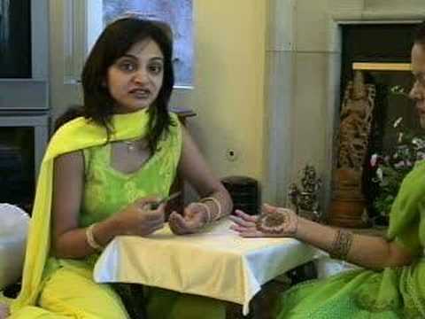 Indian Wedding Mehndi Henna Ceremony ...