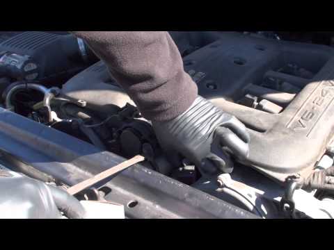 Chrysler 300 3.5 camshaft sensor location and replacement