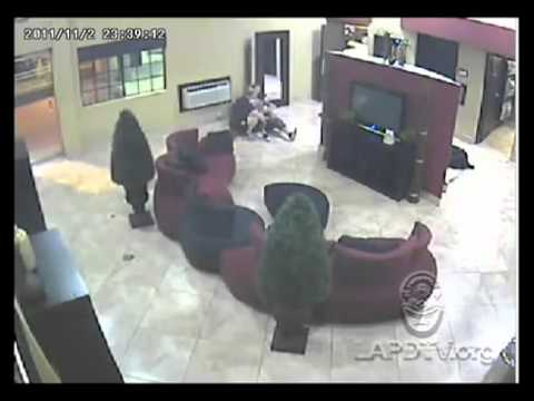 robber - More awesome clips at http://dailyquicklips.blogspot.com/ robbery in progress and broken up by mma fighters.
